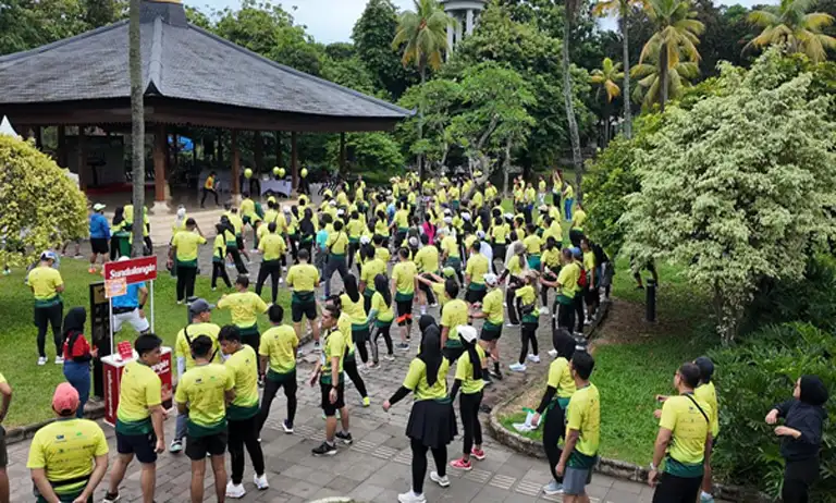 Sawit Fun Runner 2025 Sukses Digelar, Ratusan Peserta Ramaikan TMII 2 Sawit Fun Runner 2025